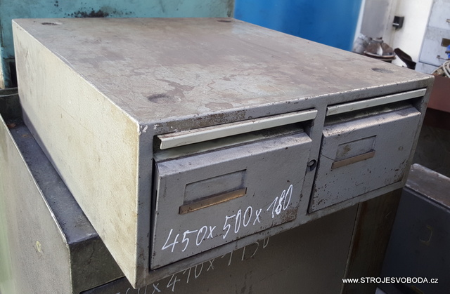 Skříň šuplíková 450x500x180 (Skrin suplikova 450x500x180 (1).jpg)